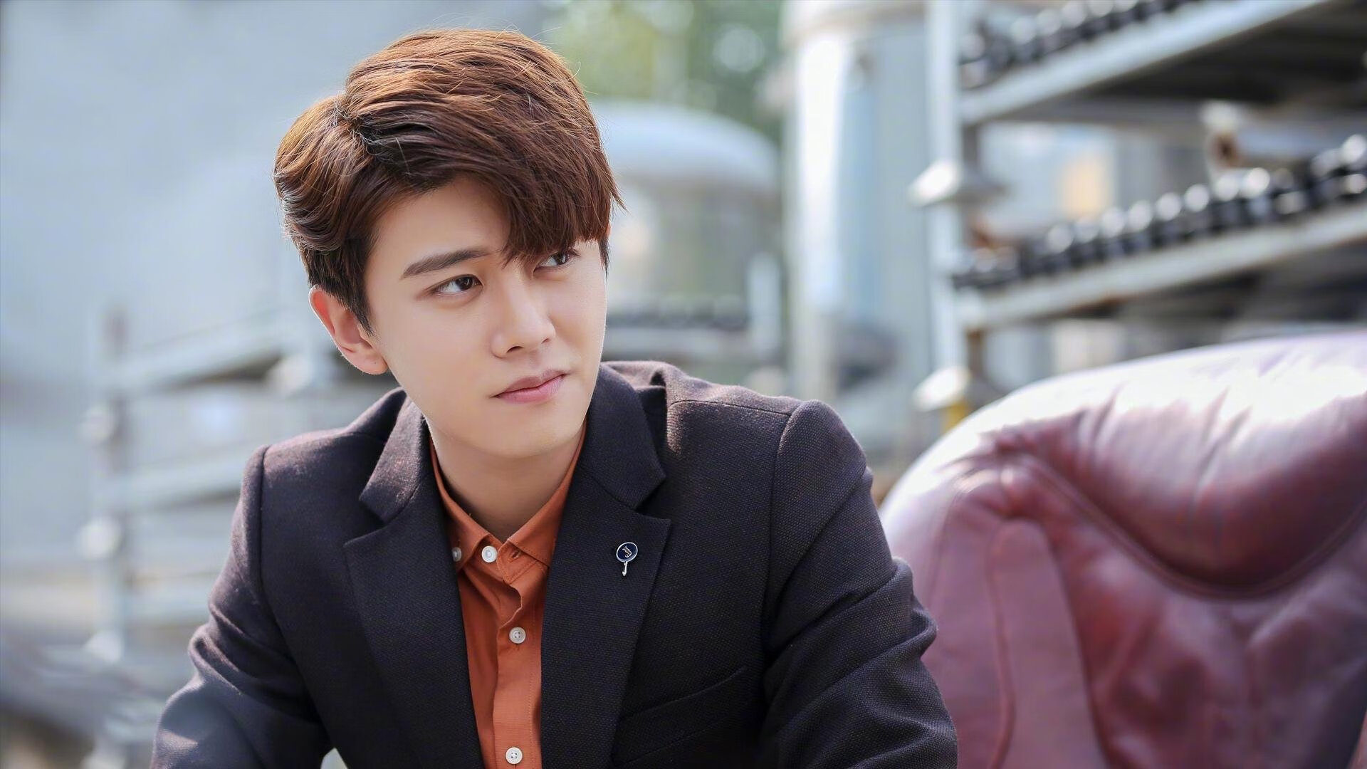 kaiyun体育app-_湖人疯狂反扑！詹姆斯绝杀瞬间点燃全场_，詹姆斯湖人经典比赛